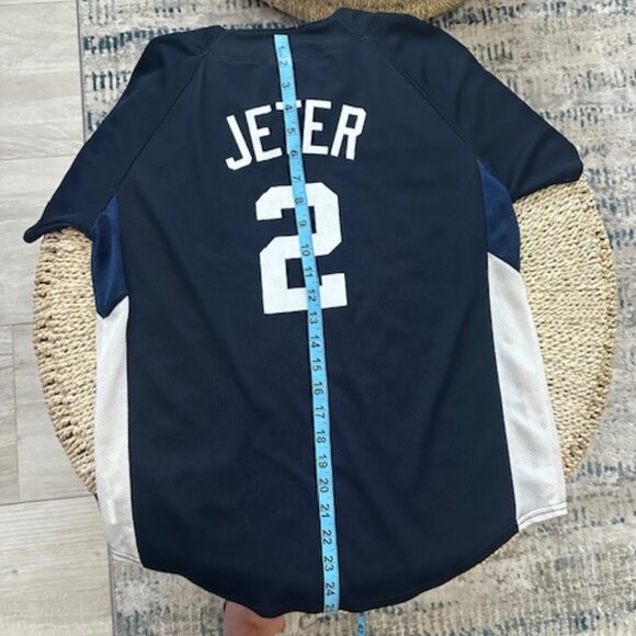 NY Yankees Navy and White Derek Jeter, #2 Baseball Jersey, Youth Large - Picture 4 of 8